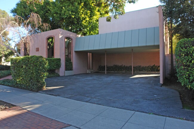 1163 Huntington Dr in South Pasadena, CA - Building Photo - Building Photo