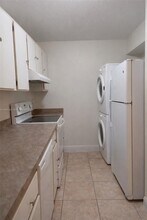 3748 N University Dr in Coral Springs, FL - Building Photo - Building Photo