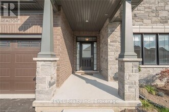 359 Silverwood Ave in Welland, ON - Building Photo - Building Photo