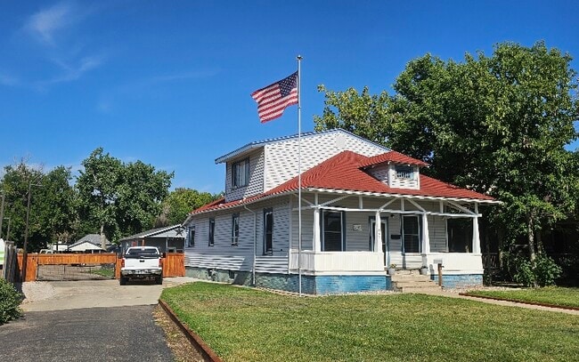 645 Grant Ave in Loveland, CO - Foto de edificio - Building Photo