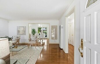 118 Alexander Ave in Redwood City, CA - Building Photo - Building Photo