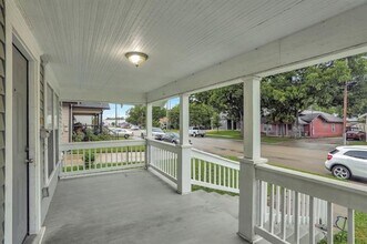 707 N Tennessee St in McKinney, TX - Foto de edificio - Building Photo