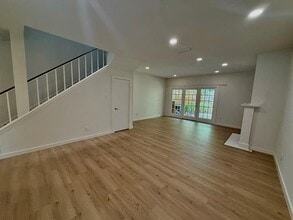 5859 Frankford Rd in Dallas, TX - Building Photo - Building Photo