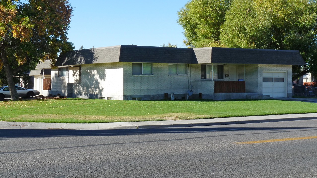 2152 1st St in Idaho Falls, ID - Building Photo