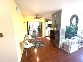 15 Kulanihakoi St in Kihei, HI - Building Photo - Building Photo