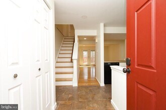8514 Blue Rock Ln in Lorton, VA - Building Photo - Building Photo