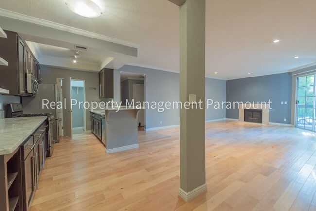 property at 10021 Tabor St