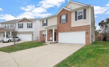 11812 Beacon Ct in Louisville, KY - Foto de edificio - Building Photo