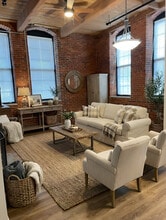 Anwelt Heritage - A 55+ Community in Fitchburg, MA - Foto de edificio - Building Photo