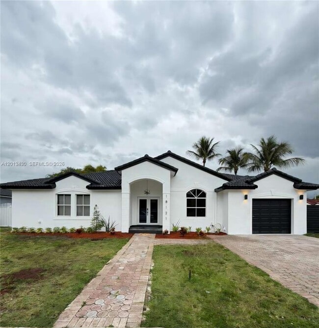 18121 SW 152nd Ct in Miami, FL - Building Photo - Building Photo