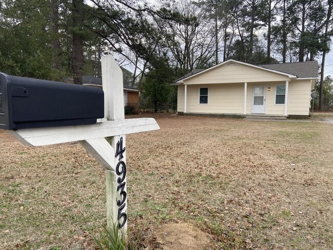 property at 4935 Walnut Dr