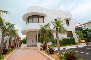 9048 Collins Ave Apartments