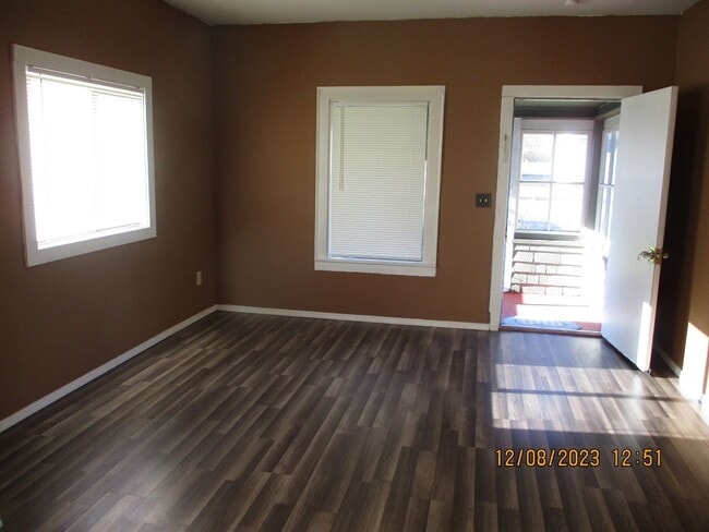 916 Lincoln St in Hoquiam, WA - Building Photo - Building Photo