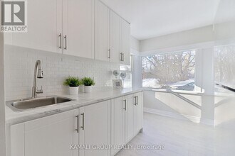 93 McMillan Dr in Oshawa, ON - Building Photo - Building Photo