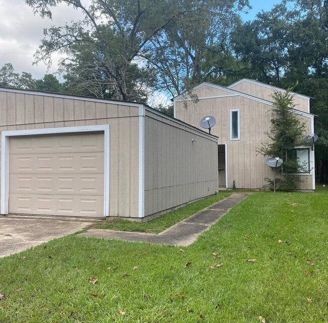 property at 26620 Orchid Ct