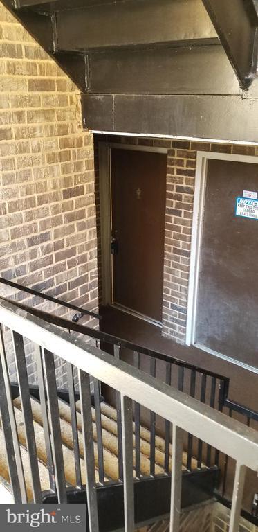 property at 3320 Hewitt Ave