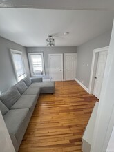 16 High St in Wallingford, CT - Building Photo - Building Photo
