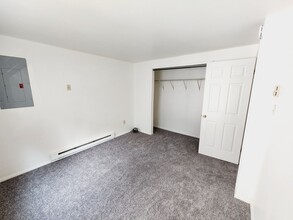 111 Lenox Ave in East Stroudsburg, PA - Building Photo - Building Photo