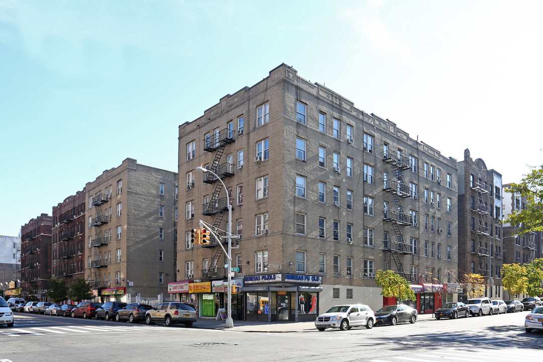 189-199 Sherman Ave in New York, NY - Foto de edificio