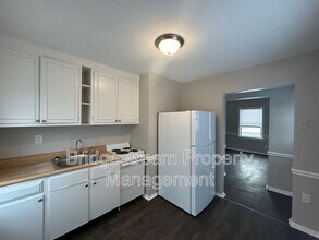 807 Winston Dr in Fairborn, OH - Building Photo - Building Photo