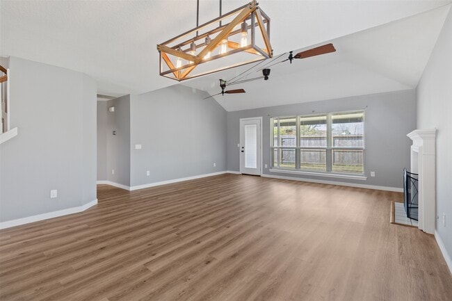 property at 3904 Ivywood Dr