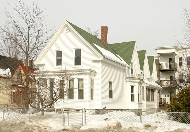 336-338 Merrimack St in Manchester, NH - Foto de edificio - Building Photo