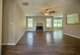 77 Gray Field Ct in Jefferson, GA - Building Photo - Building Photo