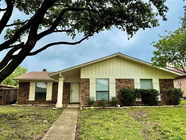 2227 Crockett Dr