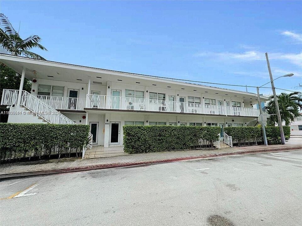 620 76th St in Miami Beach, FL - Building Photo