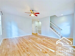 2320 W Adams St, Unit Unit 5 in Chicago, IL - Building Photo - Building Photo
