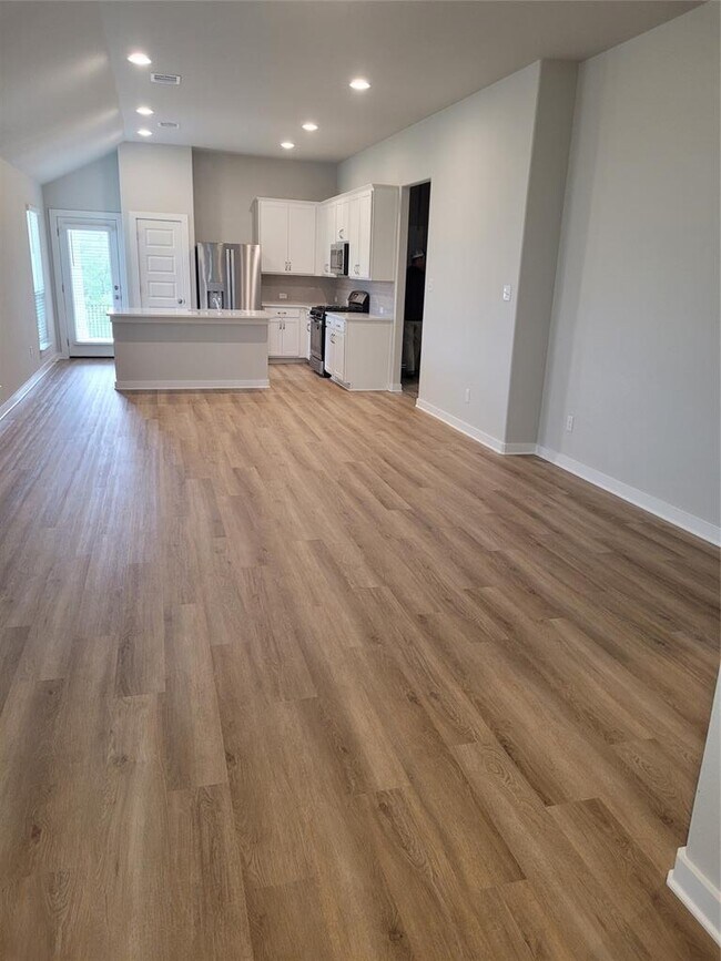 121 Tall Grass Dr in Andice, TX - Building Photo - Building Photo