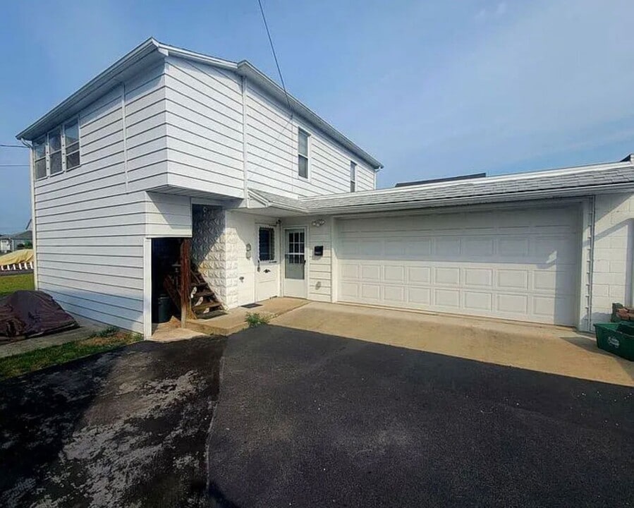 371 Susquehanna Ave Photo
