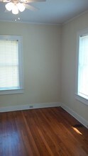 1910 Howard- 11-Unit -11 in San Antonio, TX - Building Photo - Building Photo
