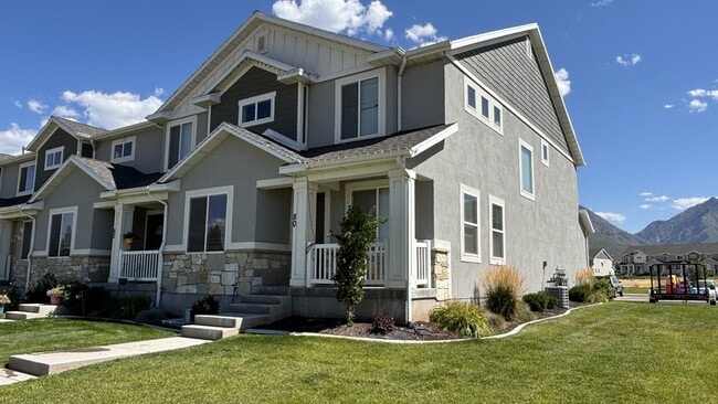 80 E Ginger Gold Rd in Santaquin, UT - Building Photo - Building Photo