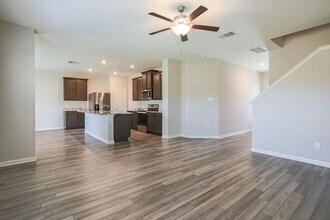 108 Constitution St in Liberty Hill, TX - Building Photo - Building Photo