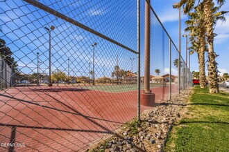 3645 Almond Beach Dr in El Paso, TX - Building Photo - Building Photo