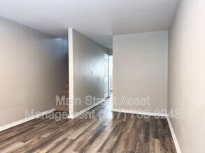 31 Union St in Halifax, PA - Building Photo - Building Photo