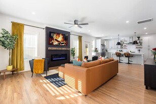 806 Colorado Ave in Charlotte, NC - Building Photo