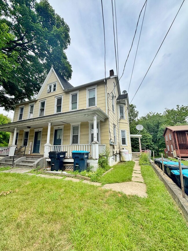 property at 105-107 Main St