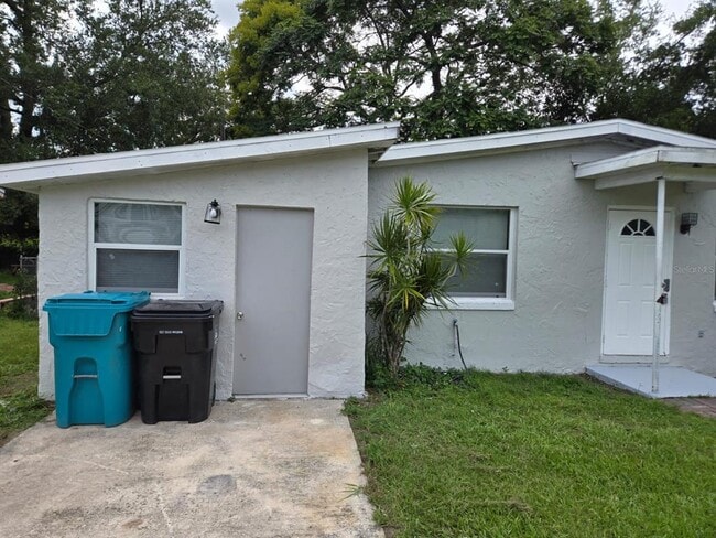 1214 Dewey Ave in Orlando, FL - Building Photo - Building Photo