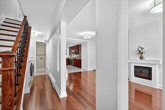 382 Webster Ave in Jersey City, NJ - Building Photo - Building Photo