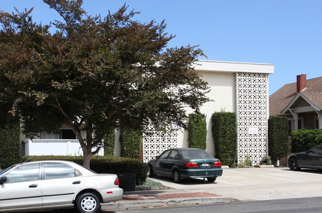 1254 Robinson Ave in San Diego, CA - Building Photo - Building Photo