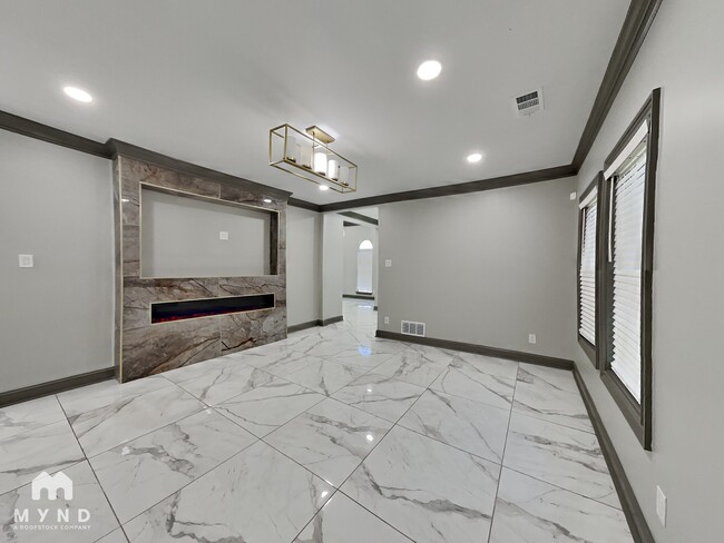 5373 Solitaire Way in Memphis, TN - Building Photo - Building Photo