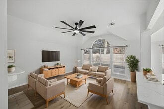 19134 Milloak Dr in Humble, TX - Building Photo - Building Photo