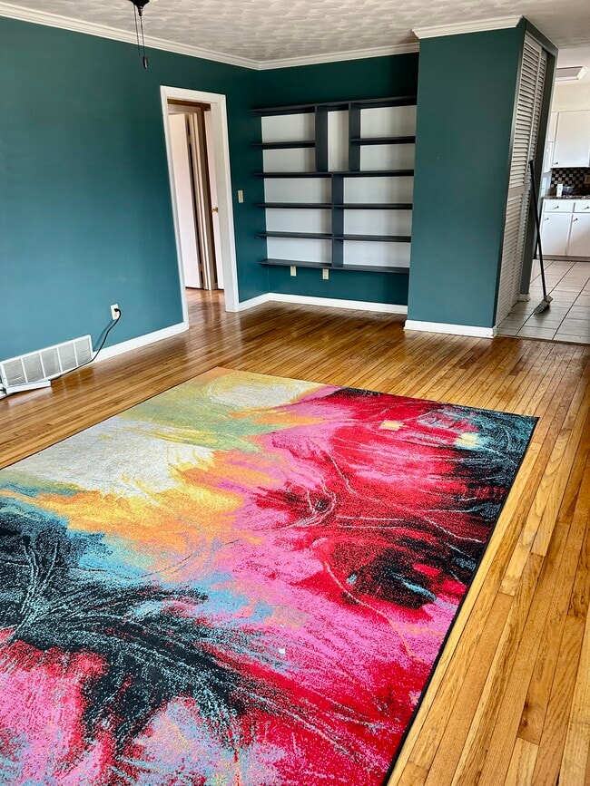 1609 Spruce Ct in Iowa City, IA - Foto de edificio - Building Photo