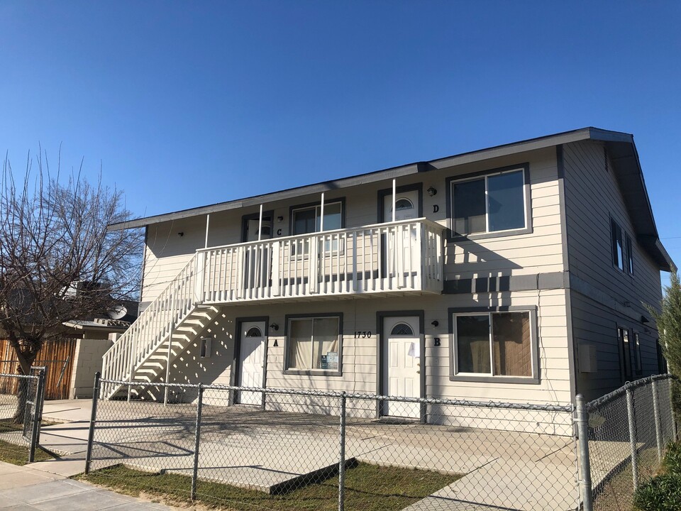 1730 Orange St in Bakersfield, CA - Building Photo