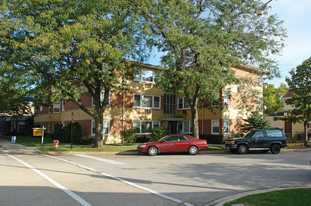 6110 W Peterson Ave Apartments