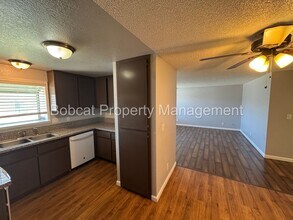 1279 Stanford Dr in Carson City, NV - Building Photo - Building Photo