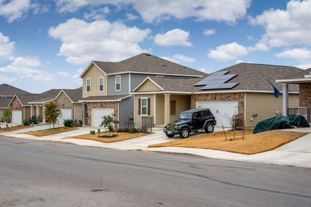 Meridian in San Antonio, TX - Building Photo