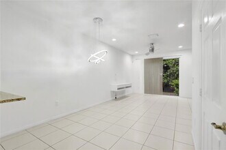 8915 SW 18th St in Miramar, FL - Building Photo - Building Photo